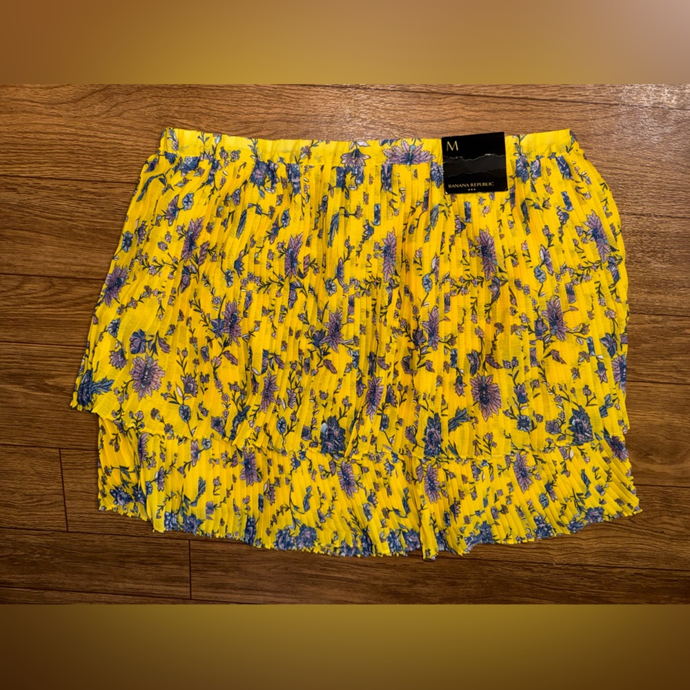 NWT Banana Republic Pleated Tiered Fit-and-flare Yellow Purple Skirt medium